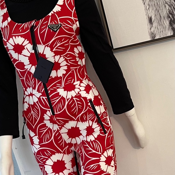 Prada on Ice Sport Suit Water Ski Snow Board - Picture 8 of 14